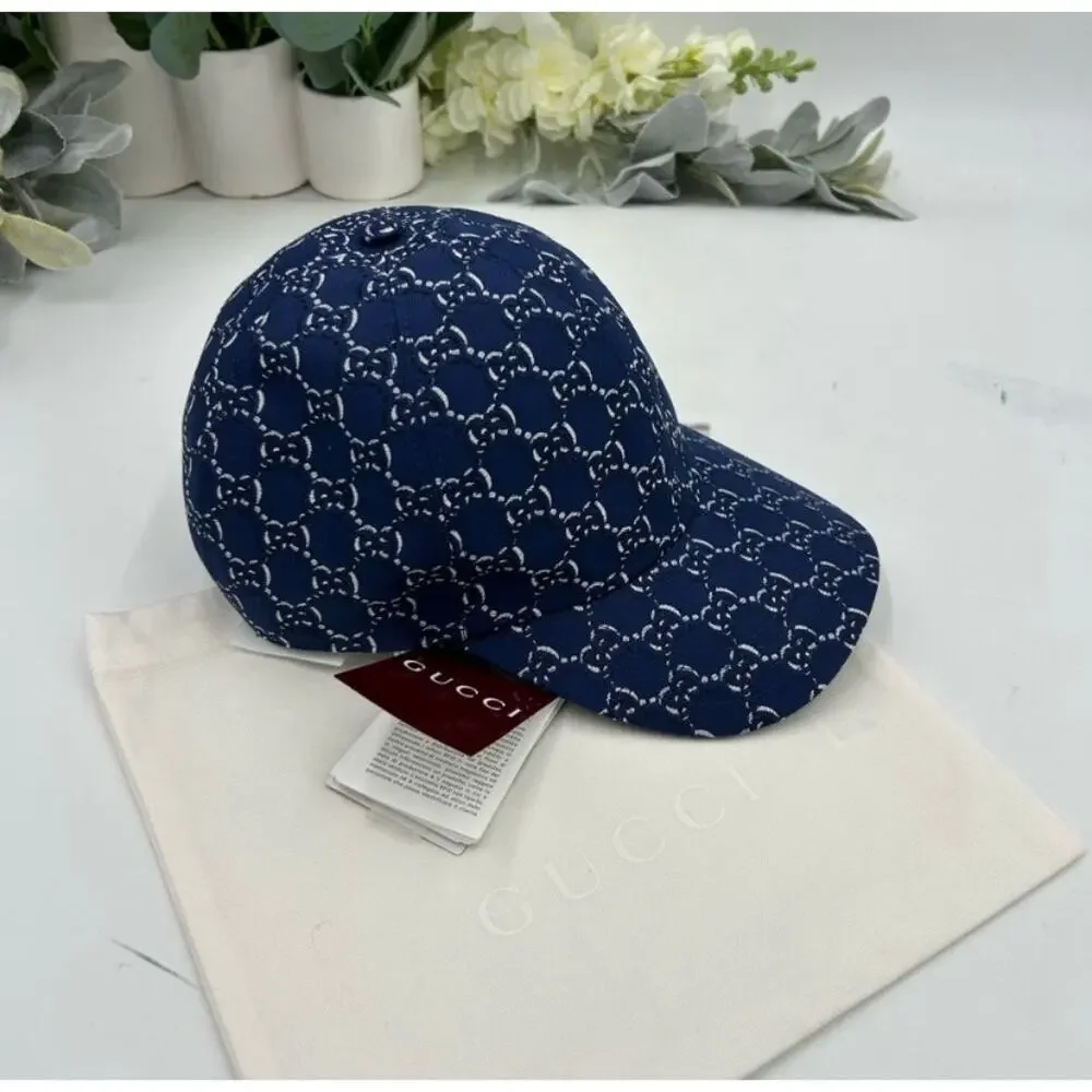 Men's Gucci, blue shadow GG adjustable baseball camp size medium, made in Italy